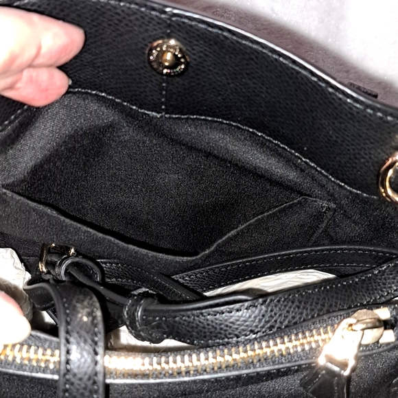 Coach Classic Signature Bag - Picture 7 of 10